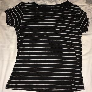 Brandy Melville tshirt